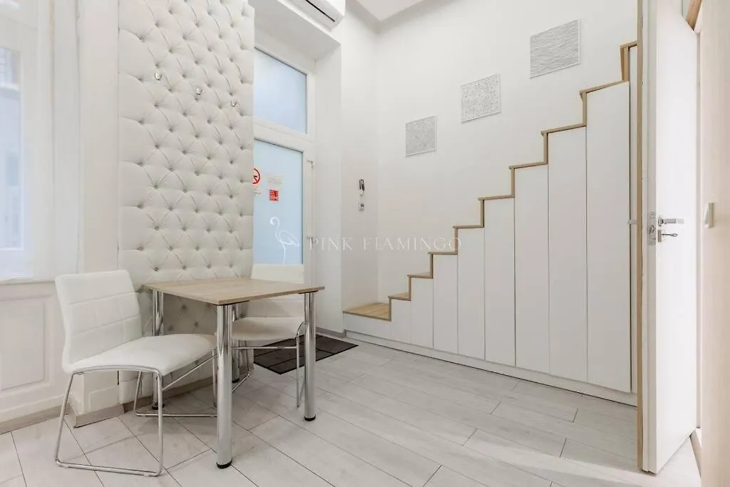 Minimal Loft - Pink Flamingo Appartement Boedapest Hongarije